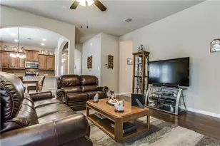 941 Lake Worth Trl, Little Elm, TX 75068 - Photo 13