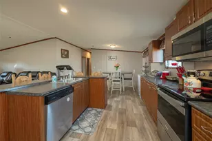 140 Coke Gage Ln, Decatur, TX 76234 - Photo 9