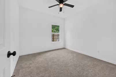 304 N Cherokee Shores Drive, Mabank, TX 75156 - Photo 5