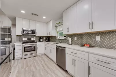 13660 Heartside Place, Farmers Branch, TX 75234 - Photo 13