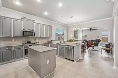 5320 Brazoria Drive, Grand Prairie, TX 75052 - Photo 11
