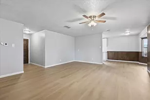 3046 Gene Ln, Haltom City, TX 76117 - Photo 5