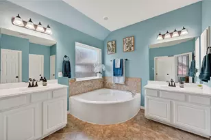 1404 Spring Ridge Ln, Flower Mound, TX 75028 - Photo 21