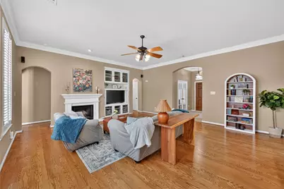 1404 Spring Ridge Lane, Flower Mound, TX 75028 - Photo 7