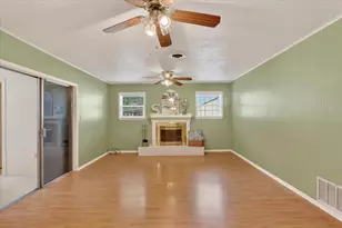 5608 Watters Pl, Westworth Village, TX 76114 - Photo 9
