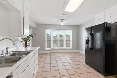 2915 Post Oak Court, Bedford, TX 76021 - Photo 11