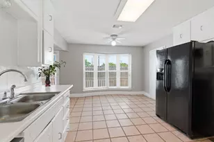 2915 Post Oak Ct, Bedford, TX 76021 - Photo 11