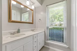 2915 Post Oak Ct, Bedford, TX 76021 - Photo 11