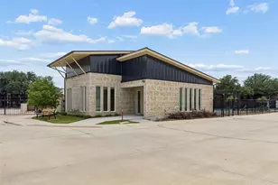 9901 Schramm St, Irving, TX 75063 - Photo 31