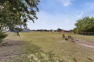 115 Vinall Cir, Decatur, TX 76234 - Photo 31