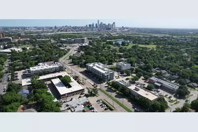 820 N Zang Boulevard #120, Dallas, TX 75208 - Photo 11