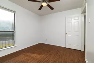 2104 Park Willow Ln, Arlington, TX 76011 - Photo 29