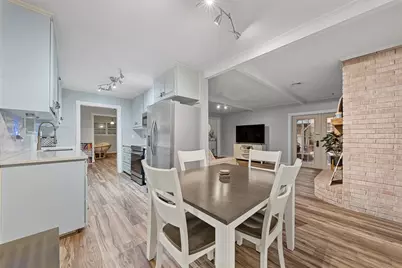 518 Fairway Road, Woodway, TX 76712 - Photo 9