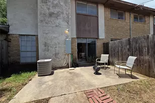 1402 S Carrier Pkwy, Grand Prairie, TX 75051 - Photo 31
