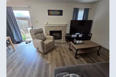 1402 S Carrier Parkway #307, Grand Prairie, TX 75051 - Photo 11