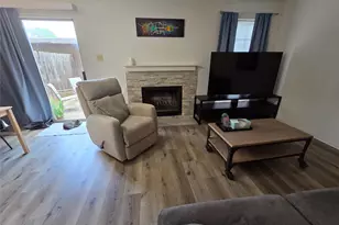 1402 S Carrier Pkwy, Grand Prairie, TX 75051 - Photo 11