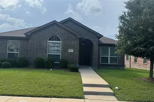 2122 Fair Weather Dr, Lancaster, TX 75146 - Photo 1