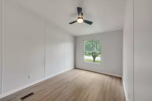 1503 Old Bridge Rd, Cleburne, TX 76033 - Photo 11