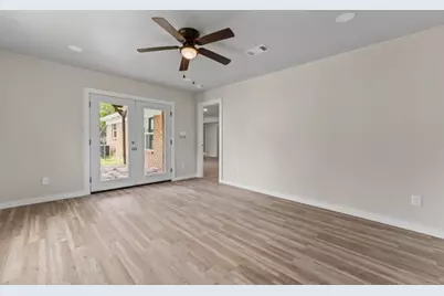 4128 Hillcrest Drive, Waco, TX 76710 - Photo 7