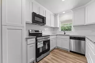 4128 Hillcrest Dr, Waco, TX 76710 - Photo 3