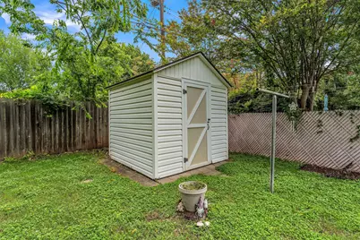 1325 Royal Oaks Drive, Waco, TX 76710 - Photo 29