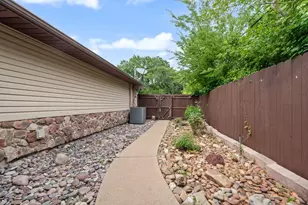 12704 Garden Grove Dr, Dallas, TX 75253 - Photo 21