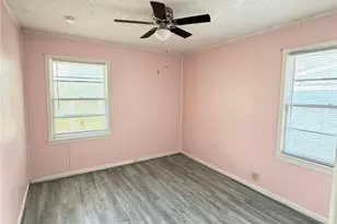 1109 E Inwood Dr, Arlington, TX 76010 - Photo 13