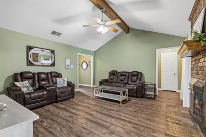 6417 Loma Vista Drive, Watauga, TX 76148 - Photo 5