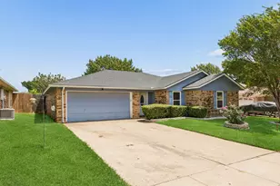6417 Loma Vista Dr, Watauga, TX 76148 - Photo 31