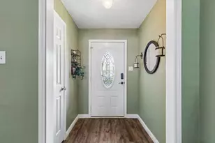 6417 Loma Vista Dr, Watauga, TX 76148 - Photo 5
