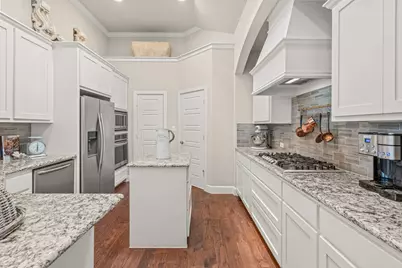 825 Cloister Way, McKinney, TX 75069 - Photo 9