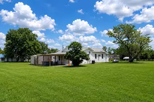 1112 Spruiell St, Jewett, TX 75846 - Photo 33