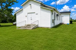 1112 Spruiell St, Jewett, TX 75846 - Photo 25