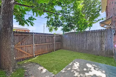 930 Southmoor Drive, Arlington, TX 76010 - Photo 15