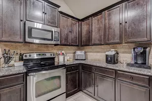 1005 Oarlock Dr, Crowley, TX 76036 - Photo 23
