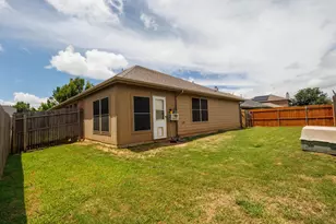 1005 Oarlock Dr, Crowley, TX 76036 - Photo 35