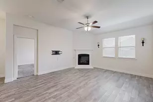10925 Klondike Ln, Aubrey, TX 76227 - Photo 7