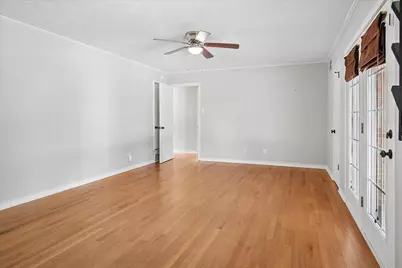 10626 Longmeadow Drive, Dallas, TX 75238 - Photo 5