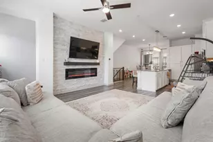 2736 Levee Ln, Lewisville, TX 75067 - Photo 9