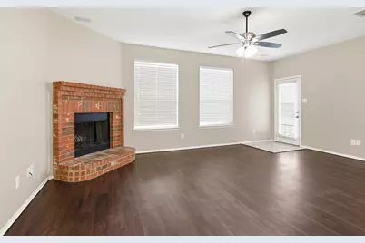 420 Sandy Creek Drive, Fort Worth, TX 76131 - Photo 19