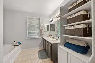 517 Zachum Dr, Arlington, TX 76002 - Photo 13