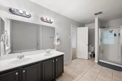 517 Zachum Drive, Arlington, TX 76002 - Photo 13