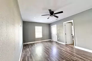 385 Main St, Dorchester, TX 75459 - Photo 3