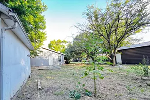 385 Main St, Dorchester, TX 75459 - Photo 23