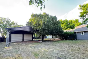 385 Main St, Dorchester, TX 75459 - Photo 3
