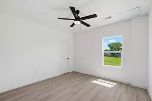 516 S O Connor Rd, Irving, TX 75060 - Photo 9