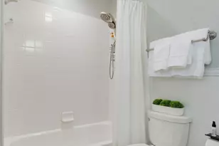 1561 Winter Park Ln, Lewisville, TX 75077 - Photo 19