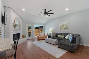 1561 Winter Park Ln, Lewisville, TX 75077 - Photo 7