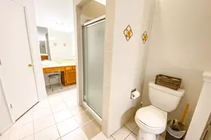 4250 Claremont Dr, Grand Prairie, TX 75052 - Photo 9