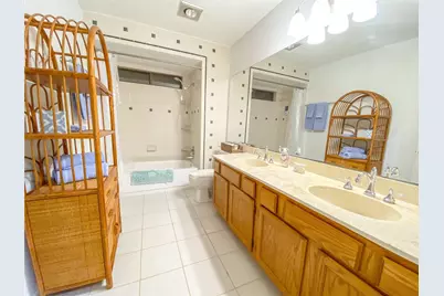 4250 Claremont Drive, Grand Prairie, TX 75052 - Photo 15
